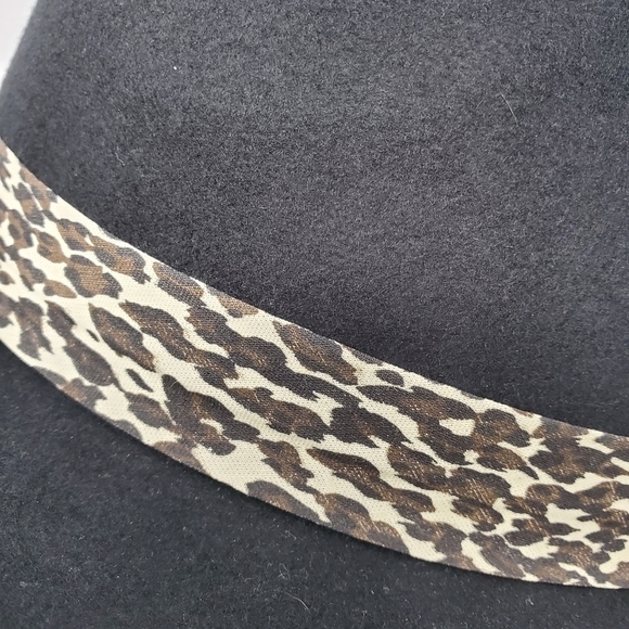 NINE WEST BLACK FEDORA HAT 100% WOOL CHEETAH PRINT BAND WOMEN OS - Picture 4 of 13